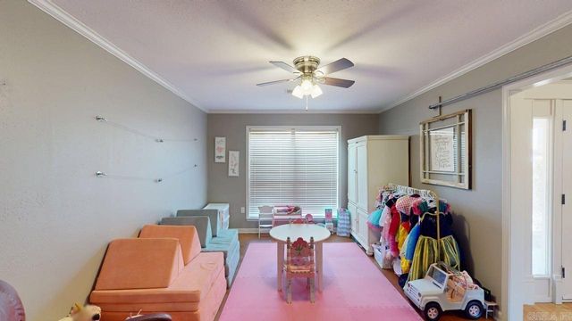 304 Country Club, Conway, AR 72034