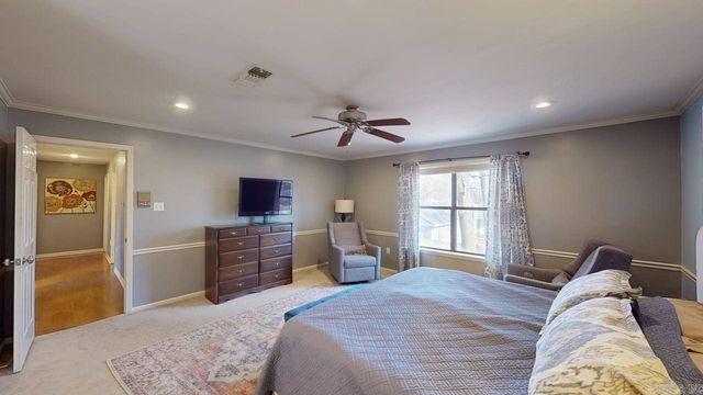 304 Country Club, Conway, AR 72034