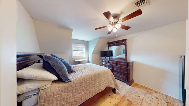 304 Country Club, Conway, AR 72034