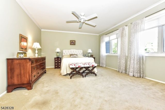 30 N Bayard Ln, Mahwah Twp., NJ 07430