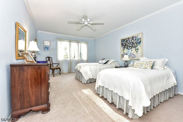 30 N Bayard Ln, Mahwah Twp., NJ 07430