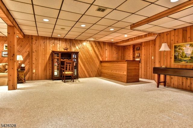 30 N Bayard Ln, Mahwah Twp., NJ 07430