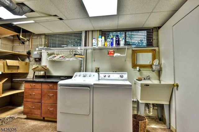 30 N Bayard Ln, Mahwah Twp., NJ 07430