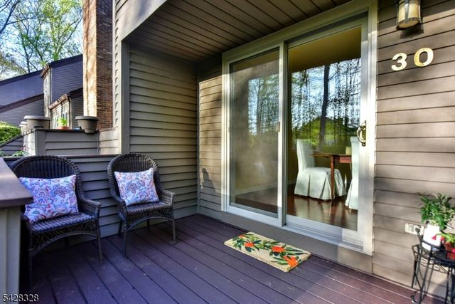 30 N Bayard Ln, Mahwah Twp., NJ 07430