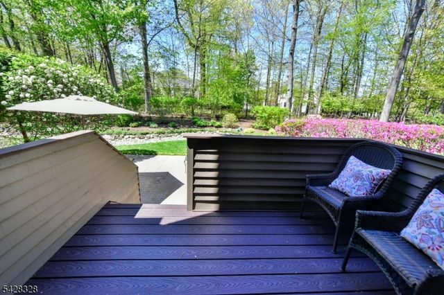 30 N Bayard Ln, Mahwah Twp., NJ 07430