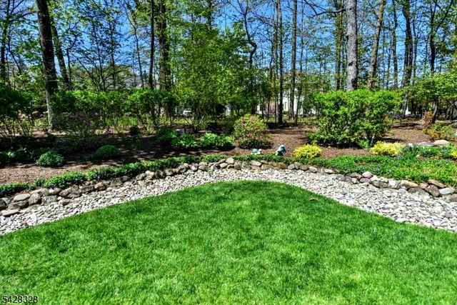 30 N Bayard Ln, Mahwah Twp., NJ 07430