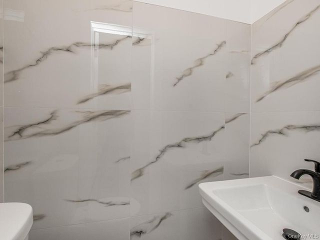 588 Van Nest Avenue, Bronx, NY 10460