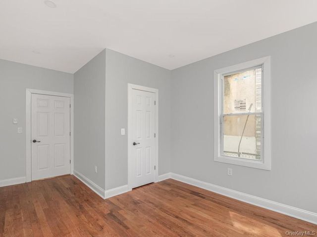 588 Van Nest Avenue, Bronx, NY 10460