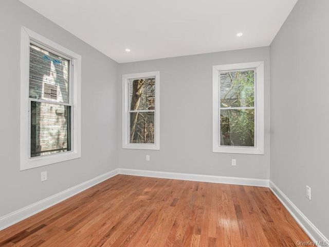 588 Van Nest Avenue, Bronx, NY 10460