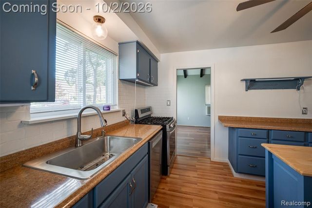 3245 Kenwood Street, Ferndale, MI 48220