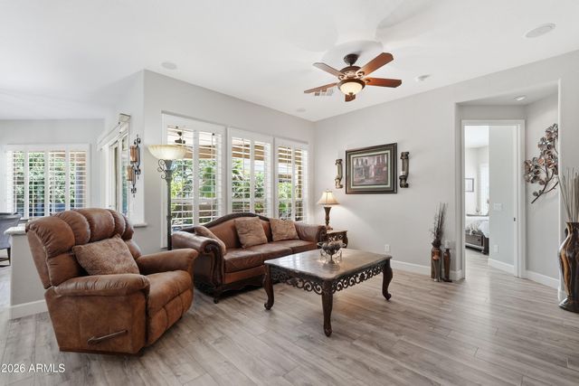 5283 S ALMOND Drive, Gilbert, AZ 85298