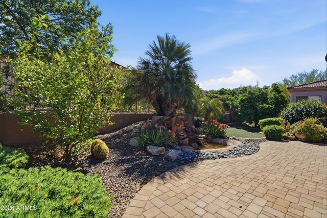 5283 S ALMOND Drive, Gilbert, AZ 85298