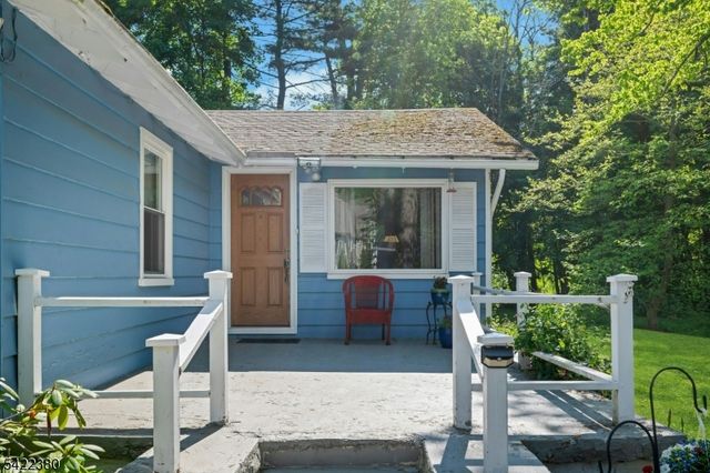 23 Cottonwood Ct, Hardyston Twp., NJ 07460