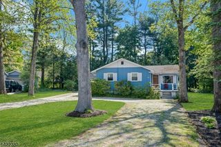23 Cottonwood Ct, Hardyston Twp., NJ 07460