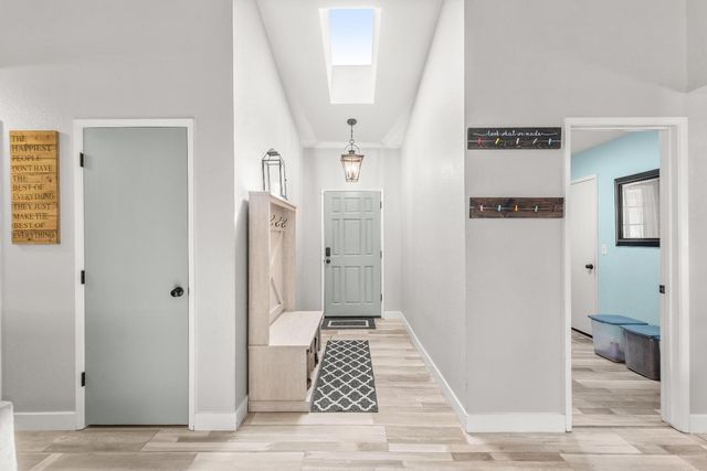 2793 Coy Dr, Yuba City, CA 95993