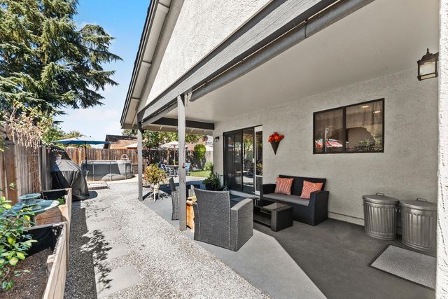 2793 Coy Dr, Yuba City, CA 95993