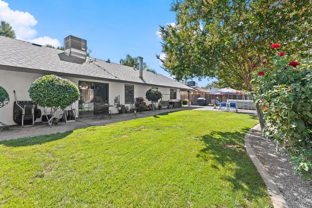 2793 Coy Dr, Yuba City, CA 95993