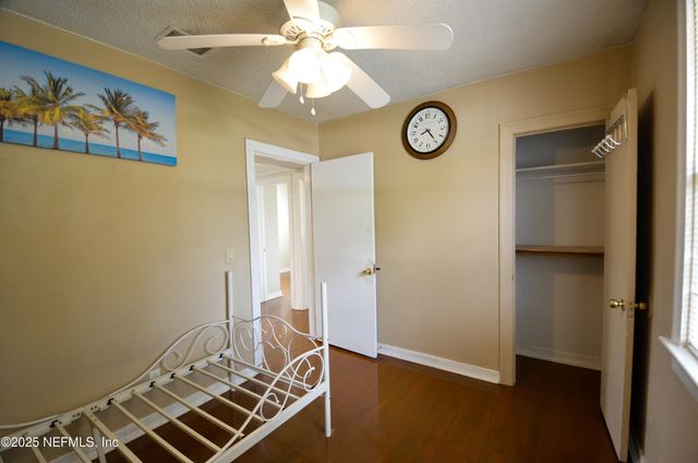 2705 SOUTHSIDE Boulevard, Jacksonville, FL 32216