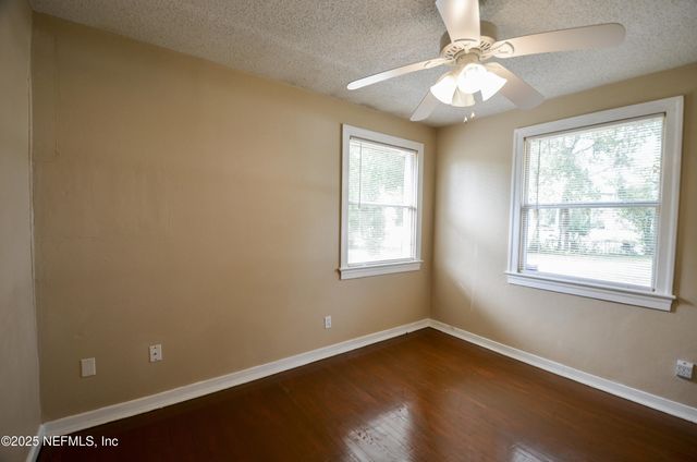 2705 SOUTHSIDE Boulevard, Jacksonville, FL 32216