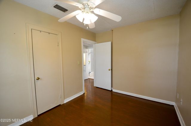 2705 SOUTHSIDE Boulevard, Jacksonville, FL 32216