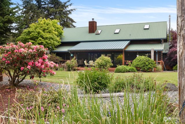 323 MacLeay Road, Sequim, WA 98382