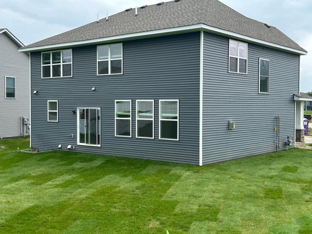 5351 Queens Drive NW, Rochester, MN 55901