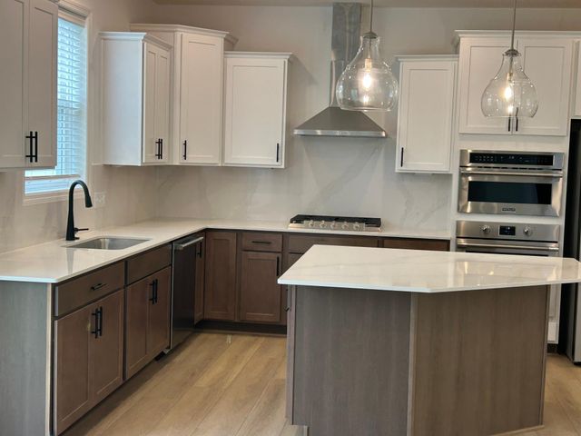 5351 Queens Drive NW, Rochester, MN 55901