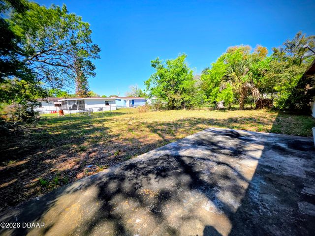 720 Berkshire Road, Daytona Beach, FL 32114