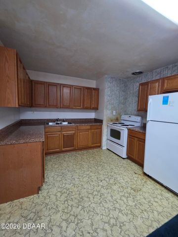 720 Berkshire Road, Daytona Beach, FL 32114