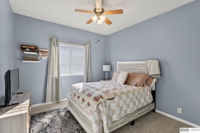 18211 Edna Street, Omaha, NE 68136