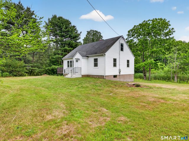 1039 North Road, Groton, CT 06340
