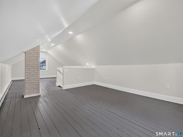 1039 North Road, Groton, CT 06340