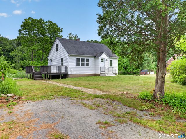 1039 North Road, Groton, CT 06340