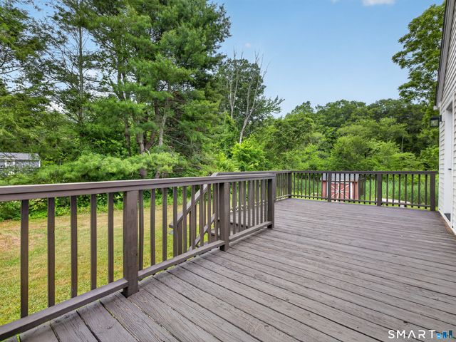 1039 North Road, Groton, CT 06340