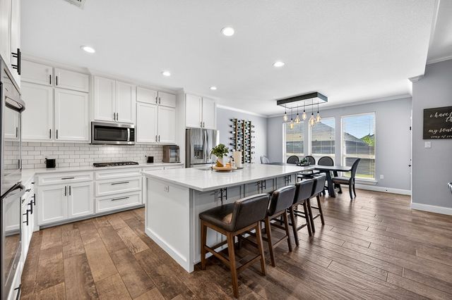 1206 Desert Rose Dr, Midland, TX 79705