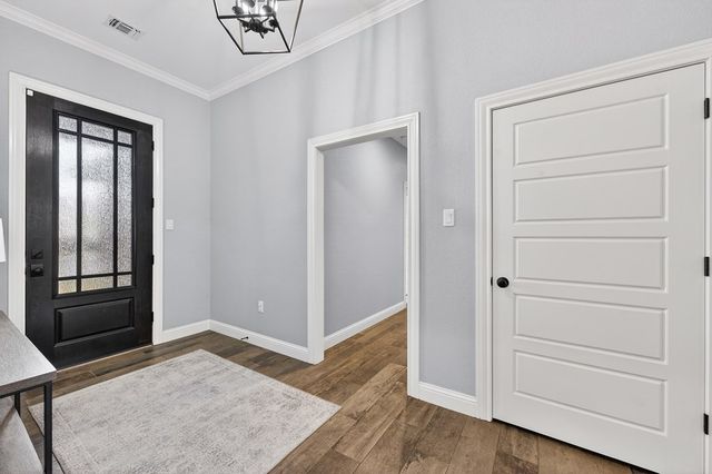 1206 Desert Rose Dr, Midland, TX 79705