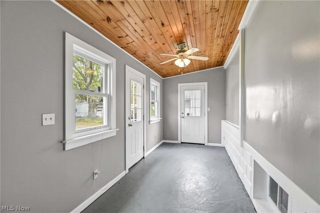 471 Columbus Street, Bedford, OH 44146