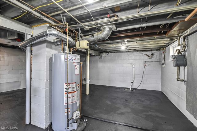 471 Columbus Street, Bedford, OH 44146