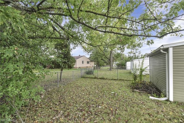 471 Columbus Street, Bedford, OH 44146