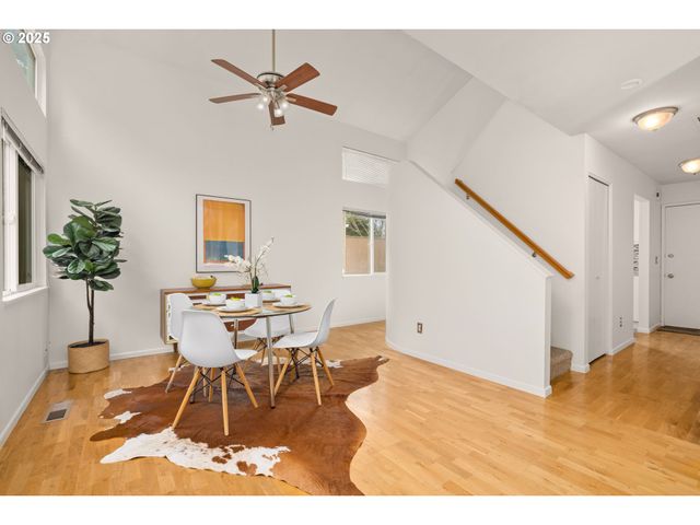 17555 Nw SHOREWOOD Dr, Beaverton, OR 97006