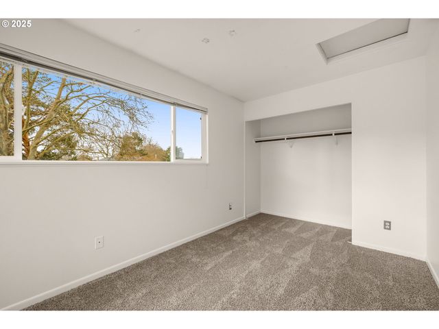 17555 Nw SHOREWOOD Dr, Beaverton, OR 97006