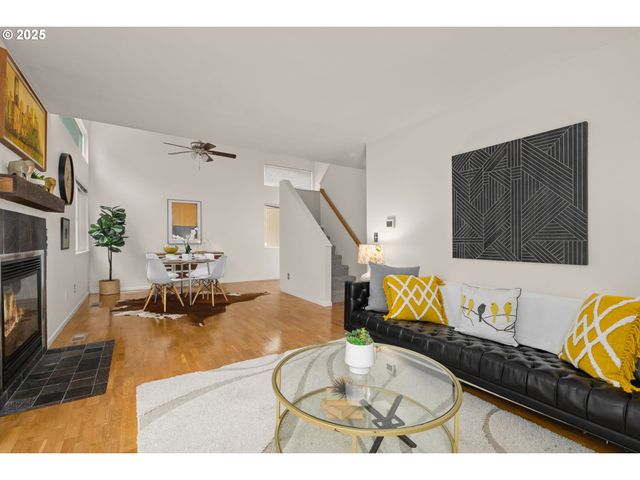 17555 Nw SHOREWOOD Dr, Beaverton, OR 97006