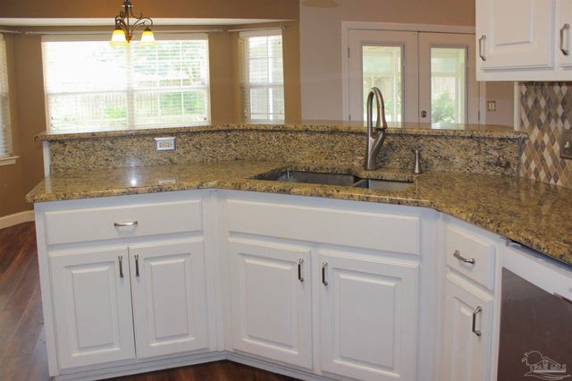 7332 Tannehill Dr, Pensacola, FL 32526