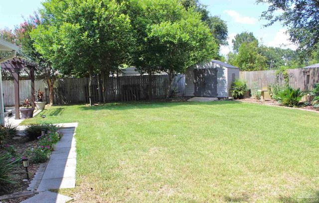 7332 Tannehill Dr, Pensacola, FL 32526