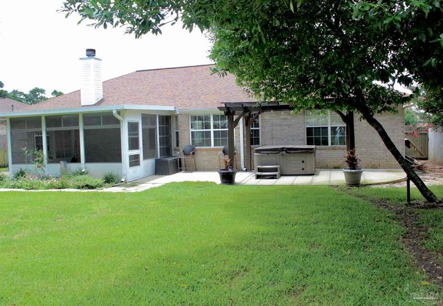7332 Tannehill Dr, Pensacola, FL 32526