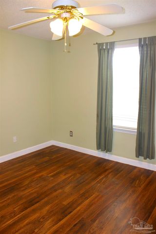 7332 Tannehill Dr, Pensacola, FL 32526