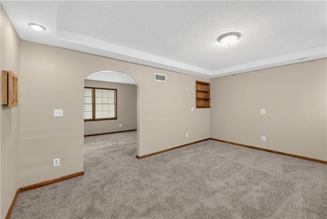 9816 Bellaire Street, Kansas City, MO 64134