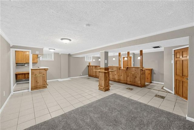 9816 Bellaire Street, Kansas City, MO 64134