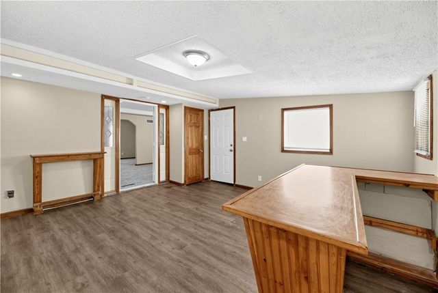 9816 Bellaire Street, Kansas City, MO 64134
