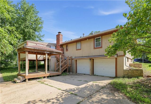 9816 Bellaire Street, Kansas City, MO 64134